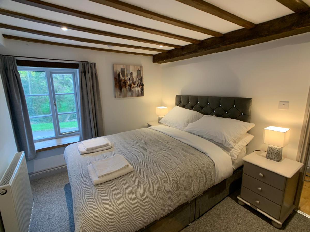 Swan House Tea Room And Bed & Breakfast Lydney Exteriör bild